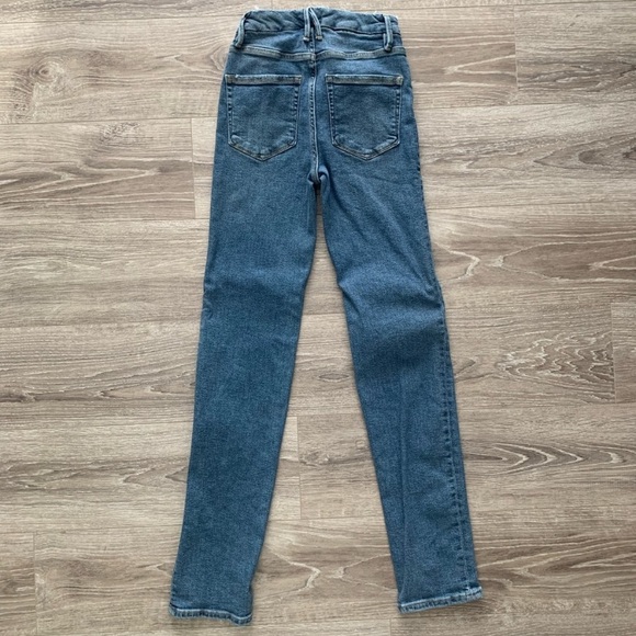 Good American Straight Jeans - Picture 2 of 4